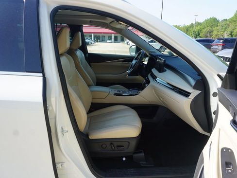 Used 2023 INFINITI QX60 Luxe w/ Performance Audio Package FWD image 19