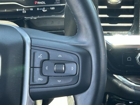 Certified 2025 GMC Sierra 1500 SLT RWD image 24