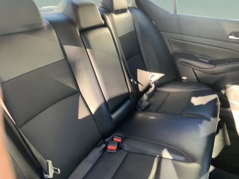 Used 2021 Nissan Altima 2.5 SR w/ SR Premium Package image 30