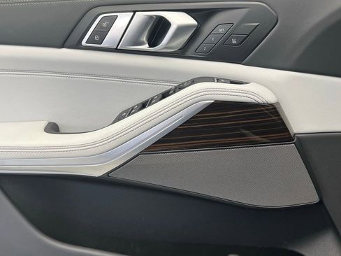 Certified 2025 BMW X5 sDrive40i image 21