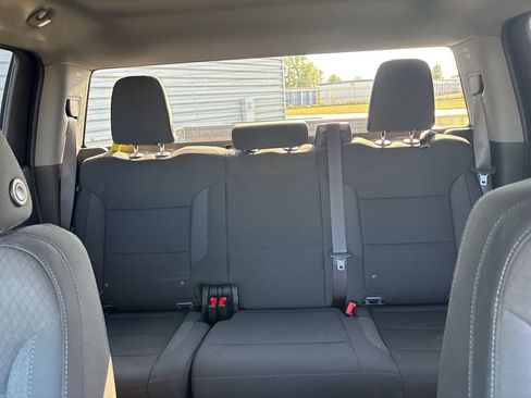 Used 2024 Chevrolet Silverado 1500 LT image 25