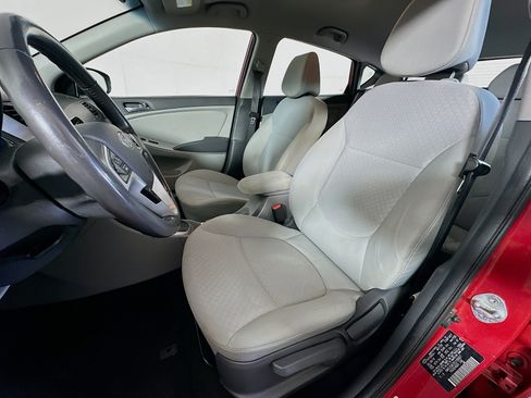 Used 2014 Hyundai Accent SE FWD image 13