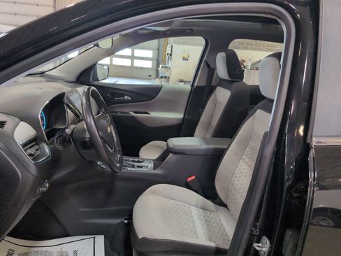Used 2022 Chevrolet Equinox LT image 20
