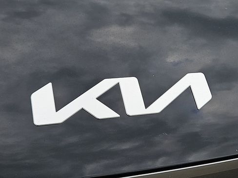 New 2026 Kia EV9 Wind AWD/4WD image 12