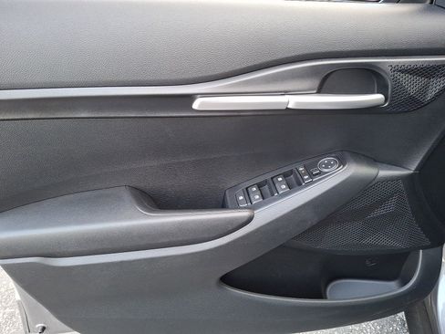 New 2026 Kia Seltos LX image 13