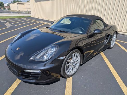 Used 2014 Porsche Boxster RWD image 2