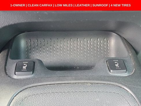 Used 2020 Toyota Corolla XLE w/ Carpet Mat Package (TMS) FWD image 30