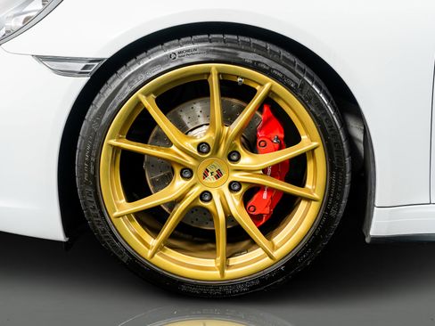 Used 2019 Porsche 911 Targa 4 GTS image 20