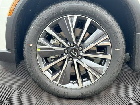 New 2027 INFINITI QX60 Luxe w/ Cargo Package FWD image 34