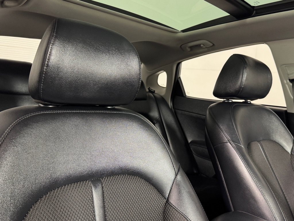 Used 2020 Kia Optima S w/ S Panoramic Sunroof Package FWD image 24