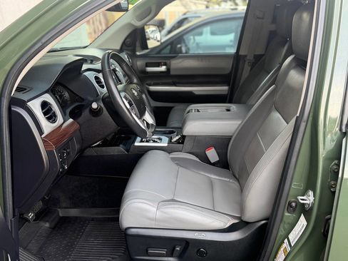Used 2021 Toyota Tundra Limited w/ Limited Premium Package image 9