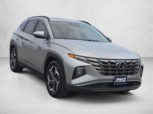 Used 2022 Hyundai Tucson SEL w/ Convenience + Premium Package FWD image 3