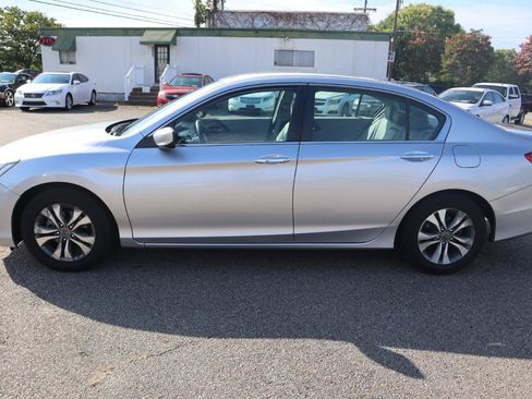 Used 2015 Honda Accord LX image 3