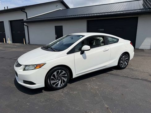 Used 2012 Honda Civic LX image 2