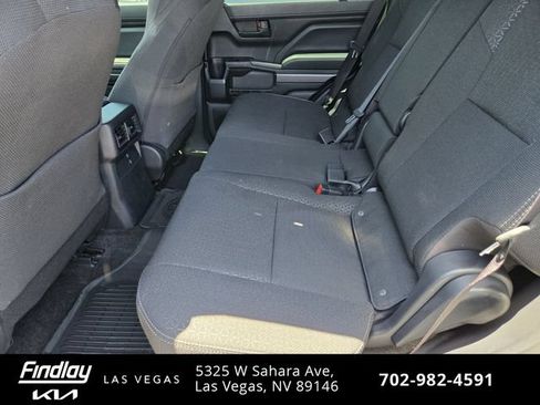 Used 2025 Toyota 4Runner SR5 AWD/4WD image 12