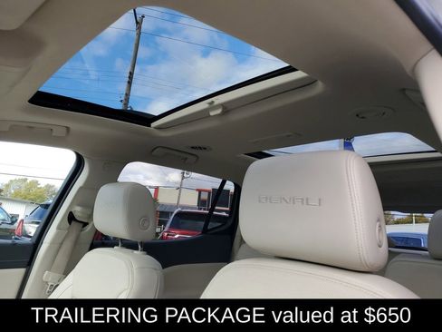 Used 2021 GMC Acadia Denali w/ Denali Technology Package image 7