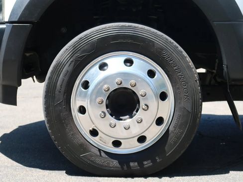 Used 2017 Ford F550 2WD SuperCab Super Duty image 23