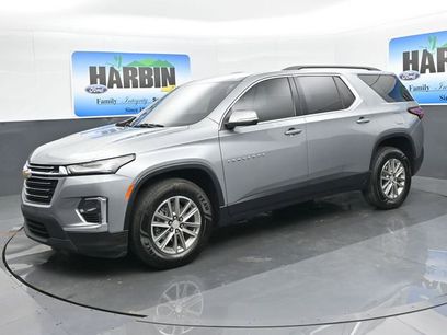 Used 2023 Chevrolet Traverse LT