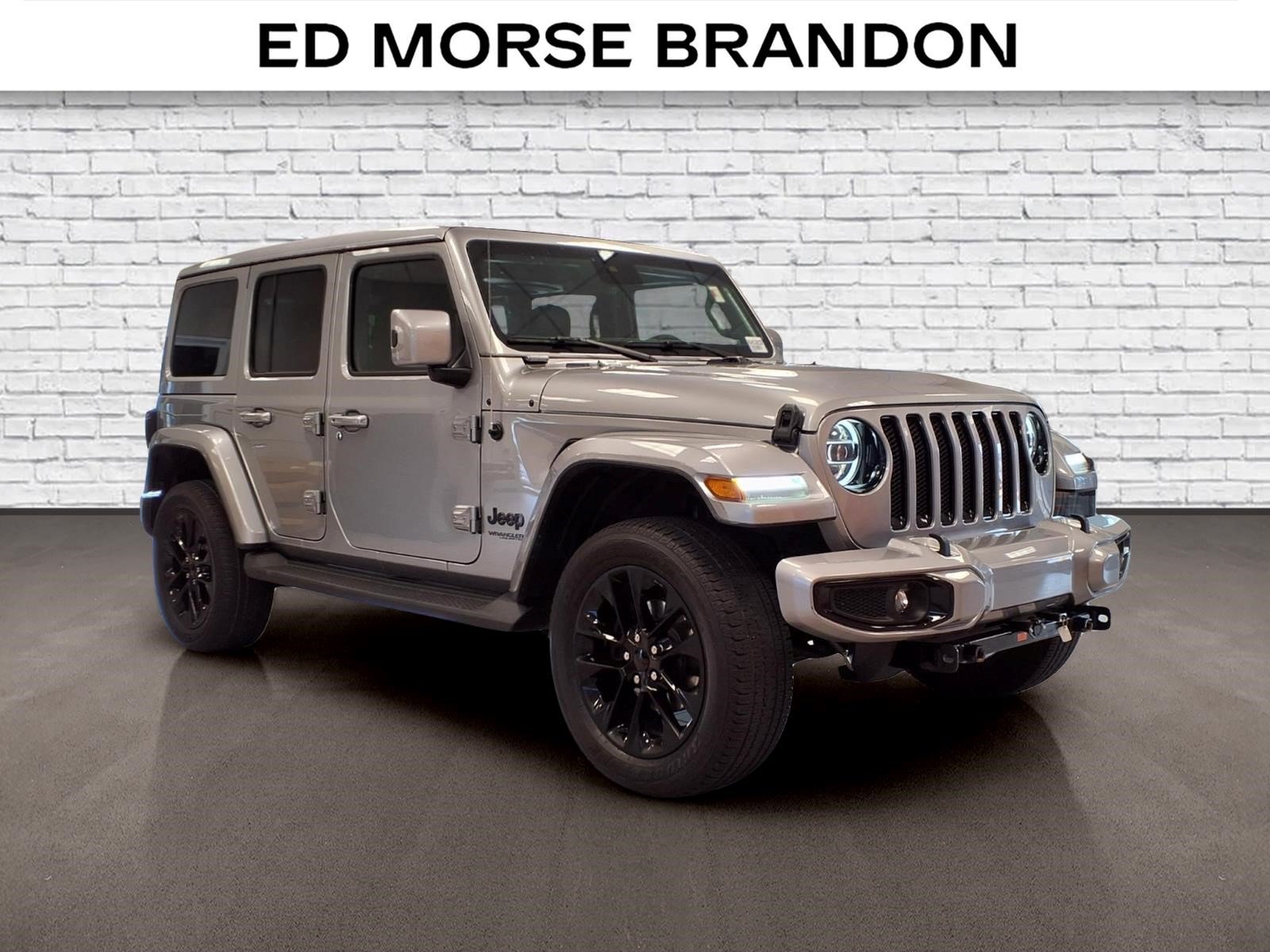 Used 2021 Jeep Wrangler Unlimited Sahara AWD/4WD image 6