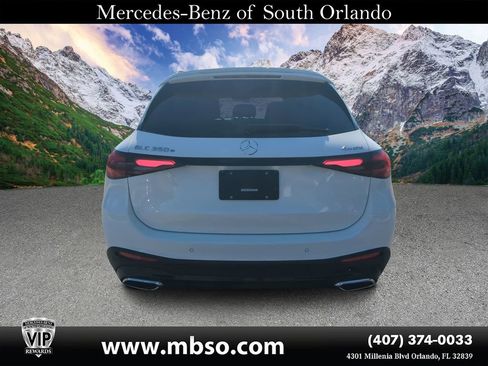 New 2025 Mercedes-Benz GLC 350e 4MATIC image 7