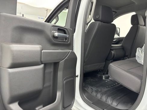 New 2026 GMC Sierra 2500 Pro w/ 1SA Pro Safety Plus Package AWD/4WD image 31