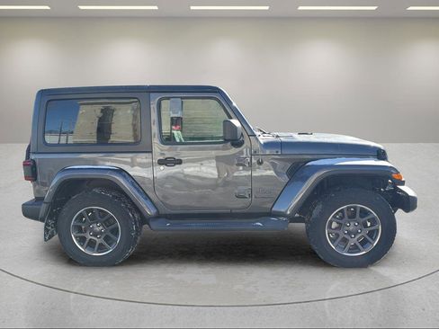 Used 2021 Jeep Wrangler Sport image 5