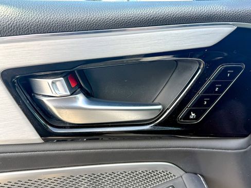 Used 2024 Acura MDX SH-AWD w/ Technology Package image 19