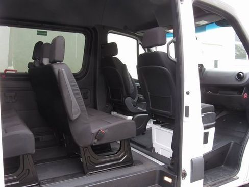 Used 2024 Mercedes-Benz Sprinter 2500 image 15