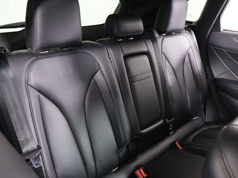 Used 2017 Lincoln MKC Premiere image 21