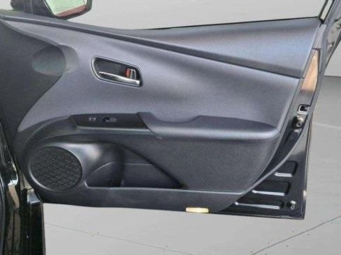 Used 2022 Toyota Prius Prime XLE image 17