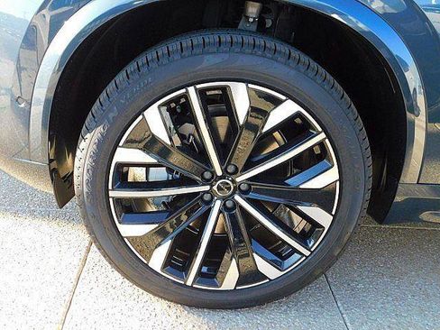 New 2026 Volvo XC90 B6 Plus w/ Protection Package AWD/4WD image 11