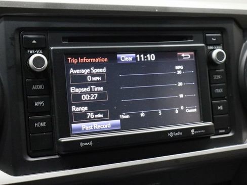 Used 2019 Toyota Tacoma SR5 AWD/4WD image 32