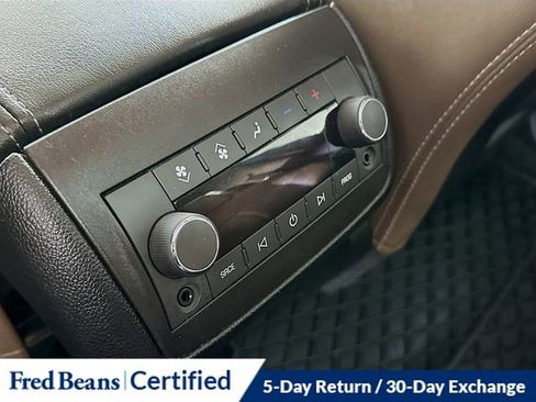 Used 2017 GMC Acadia Limited SLT AWD/4WD image 28