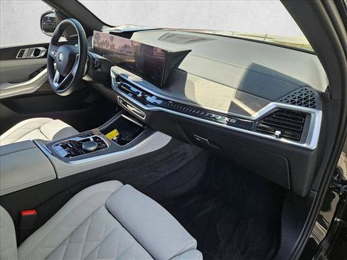 Certified 2025 BMW X5 xDrive40i AWD/4WD image 23
