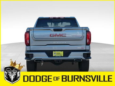 Used 2024 GMC Sierra 1500 AT4 w/ Technology Package AWD/4WD image 8
