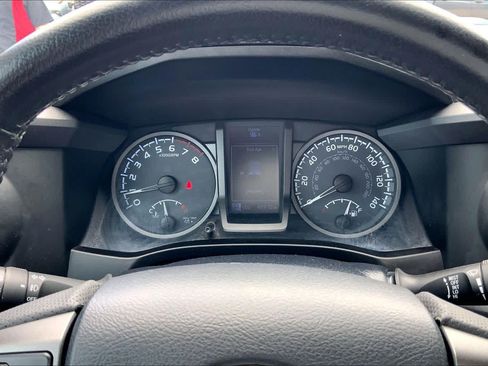 Used 2019 Toyota Tacoma TRD Sport w/ Technology Package RWD image 25