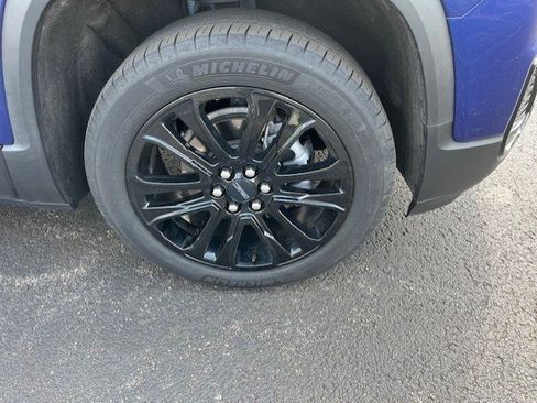 Used 2023 GMC Acadia SLE w/ Elevation Edition image 35