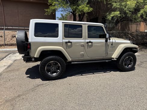Used 2017 Jeep Wrangler Unlimited Sahara w/ Quick Order Package 24E Chief AWD/4WD image 5