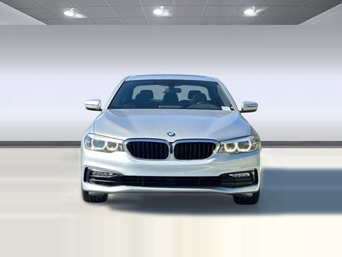 Used 2018 BMW 530i image 6
