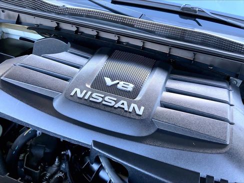 Used 2018 Nissan Titan PRO-4X image 29