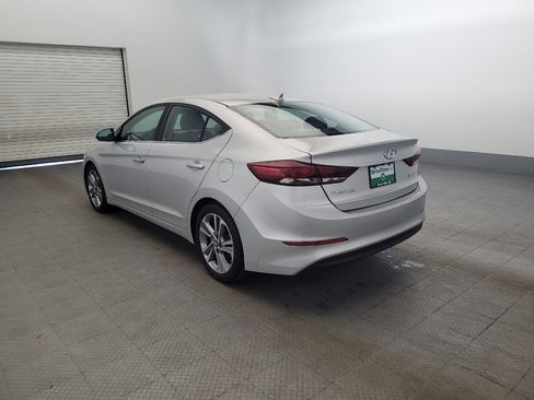 Used 2018 Hyundai Elantra Limited FWD image 5