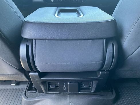 Used 2024 Chevrolet Silverado 1500 RST w/ Z71 Off-Road Package AWD/4WD image 21