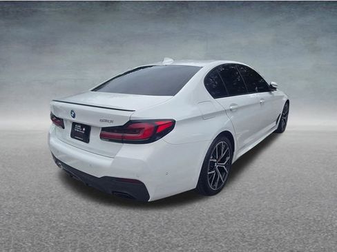 Used 2023 BMW 530i w/ Executive Package RWD image 5