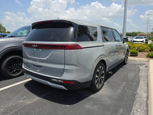 Certified 2024 Kia Carnival EX FWD image 15
