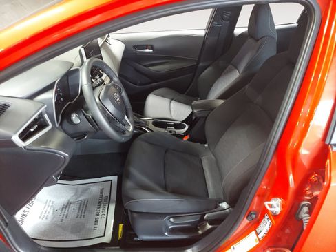 Used 2025 Toyota Corolla SE FWD image 22