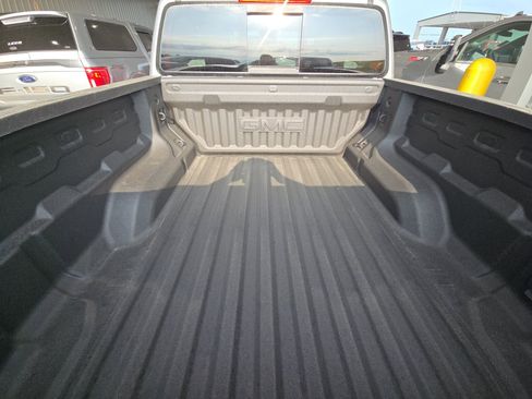 Used 2026 GMC Canyon AT4 w/ Technology Plus Package AWD/4WD image 23
