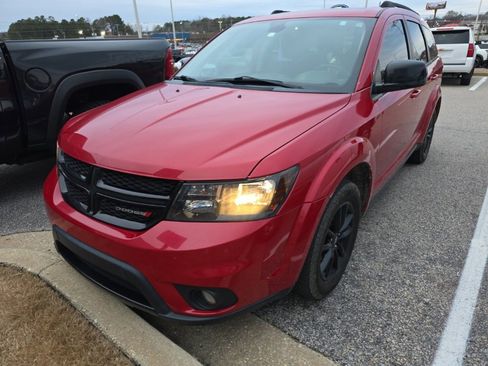 Used 2019 Dodge Journey SE image 5