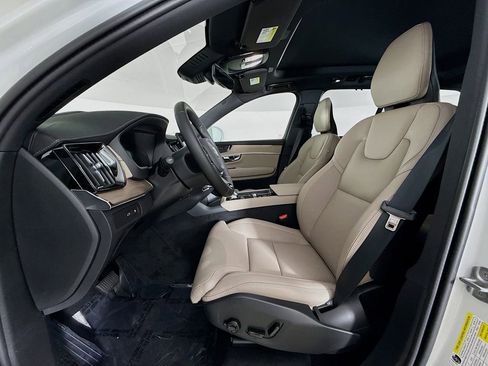 New 2026 Volvo XC90 T8 Ultra w/ Protection Package AWD/4WD image 22
