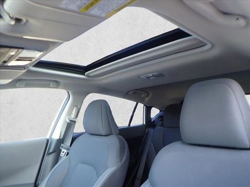 Certified 2025 Subaru Crosstrek 2.0i Premium image 13