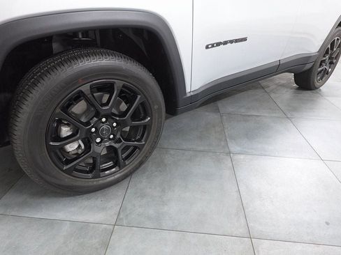 New 2026 Jeep Compass Latitude image 31